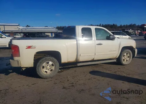 2012 Chevrolet Silverado C1500 Lt from USA, damaged, VIN 1GCRCSE08CZ220103